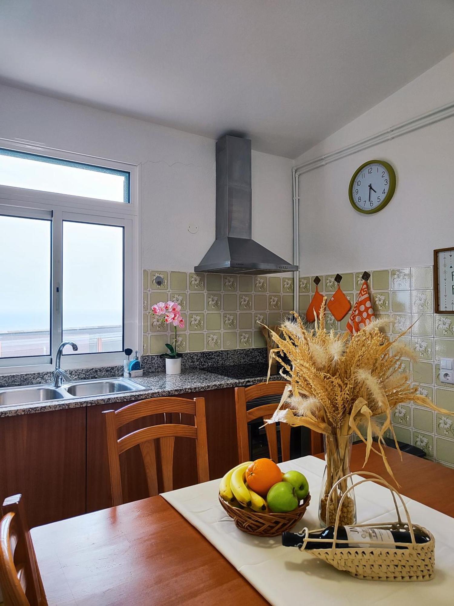 Gateone Al Airport View House Villa Machico  Buitenkant foto