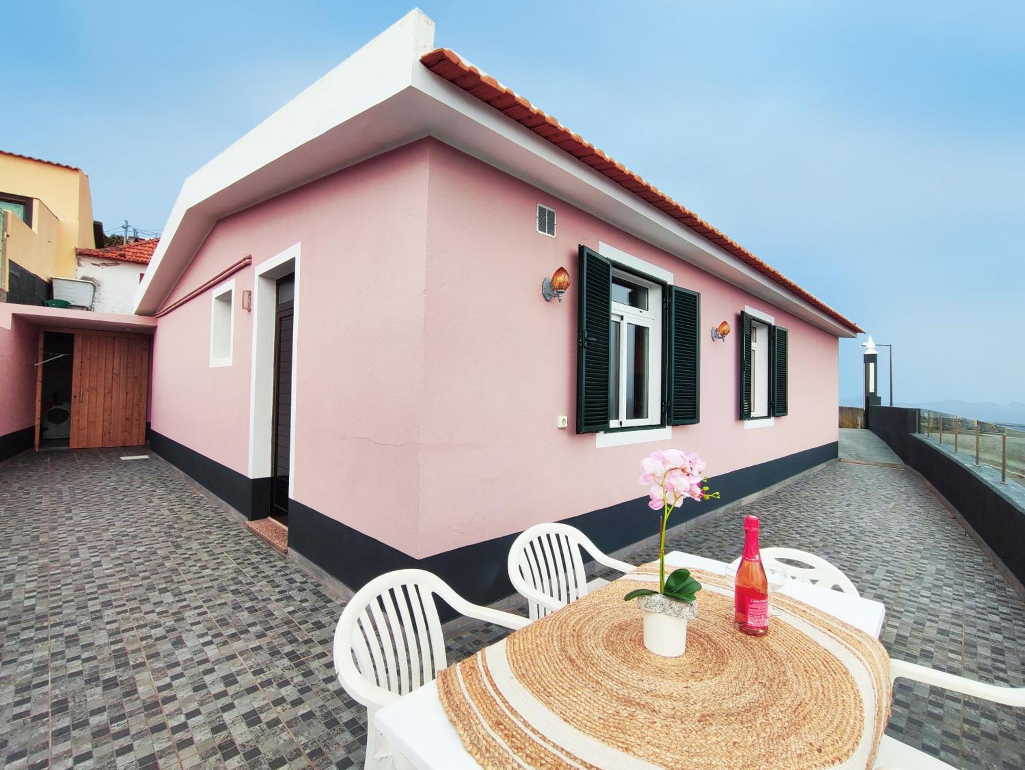Gateone Al Airport View House Villa Machico  Buitenkant foto